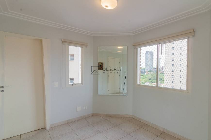 Foto 5 de Apartamento com 4 Quartos à venda, 188m² em Vila Madalena, São Paulo