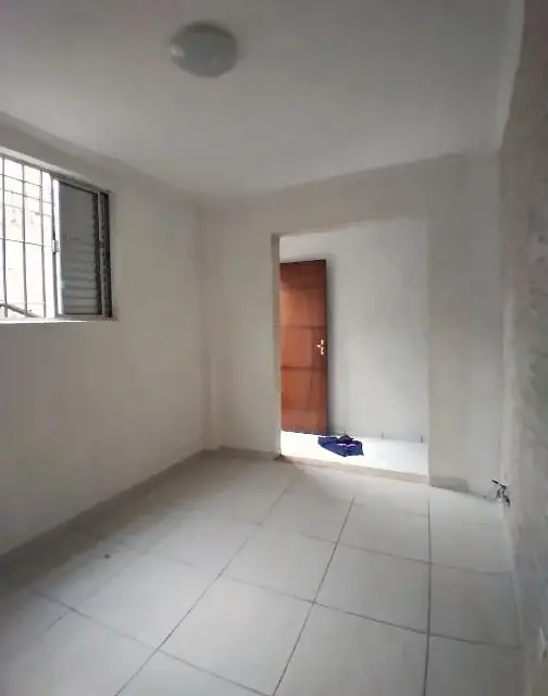Foto 1 de Casa com 2 Quartos para alugar, 50m² em Jabaquara, São Paulo