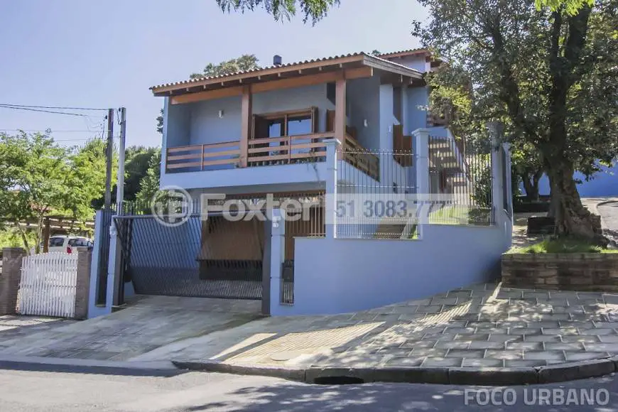 Foto 1 de Casa com 3 Quartos à venda, 400m² em Guarujá, Porto Alegre