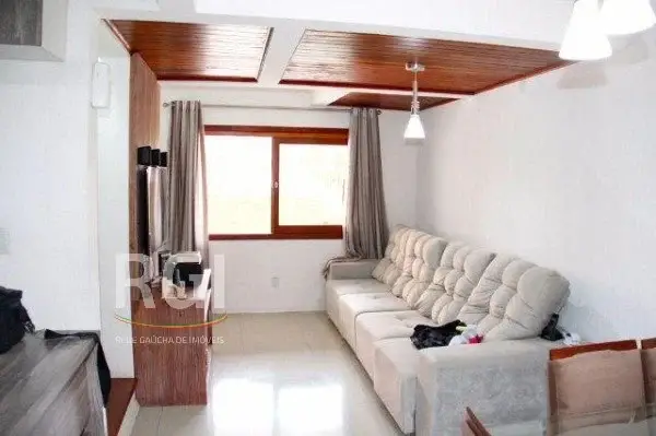 Foto 2 de Casa com 3 Quartos à venda, 130m² em Jardim Floresta, Porto Alegre