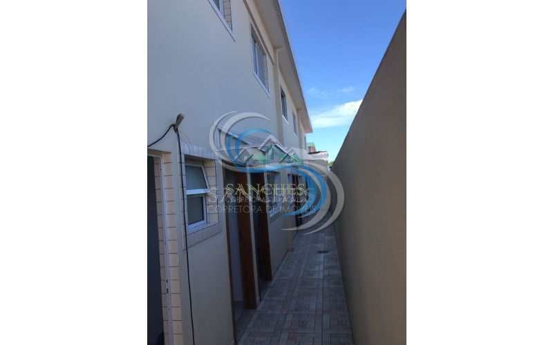 Foto 1 de Casa de Condomínio com 2 Quartos à venda, 66m² em Sítio do Campo, Praia Grande