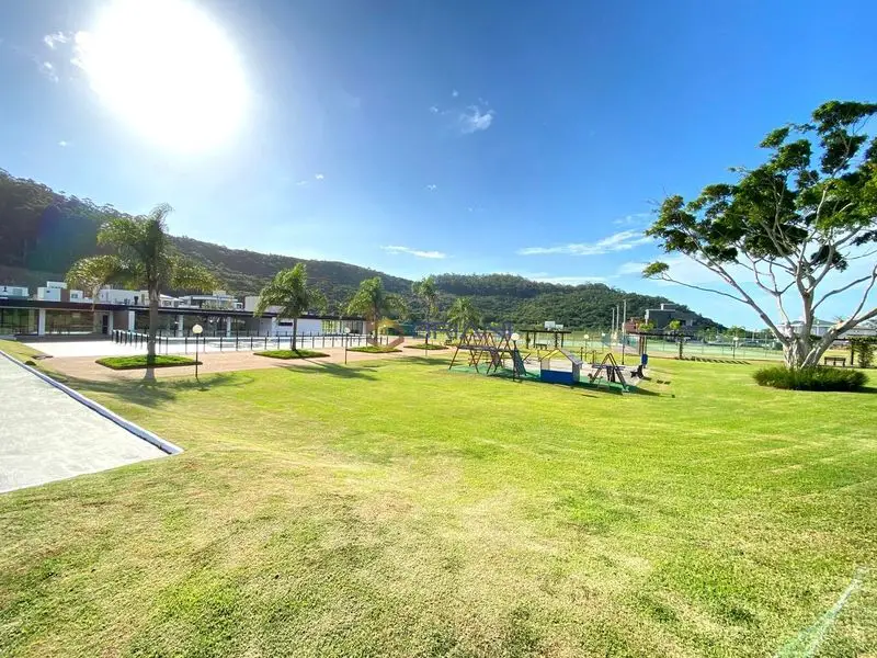 Foto 1 de Lote/Terreno à venda, 480m² em Ingleses do Rio Vermelho, Florianópolis