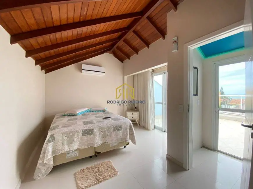 Foto 1 de Apartamento com 1 Quarto à venda, 103m² em Ingleses do Rio Vermelho, Florianópolis