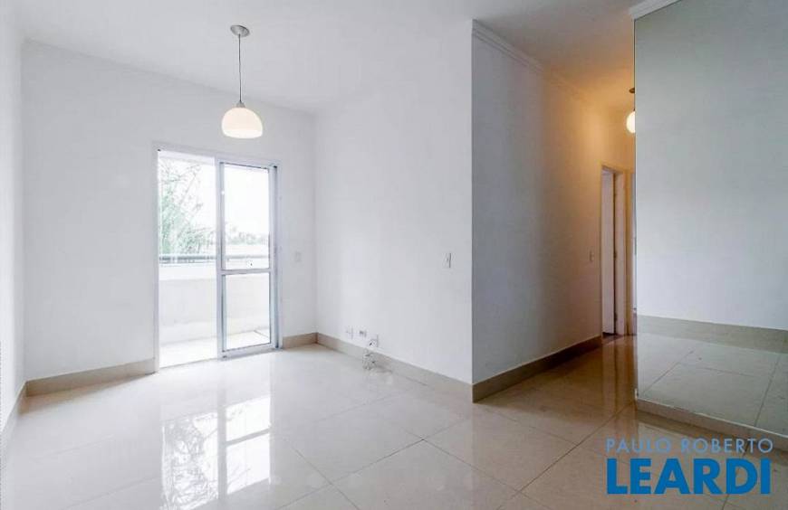 Foto 1 de Apartamento com 2 Quartos à venda, 49m² em Maranhão, São Paulo