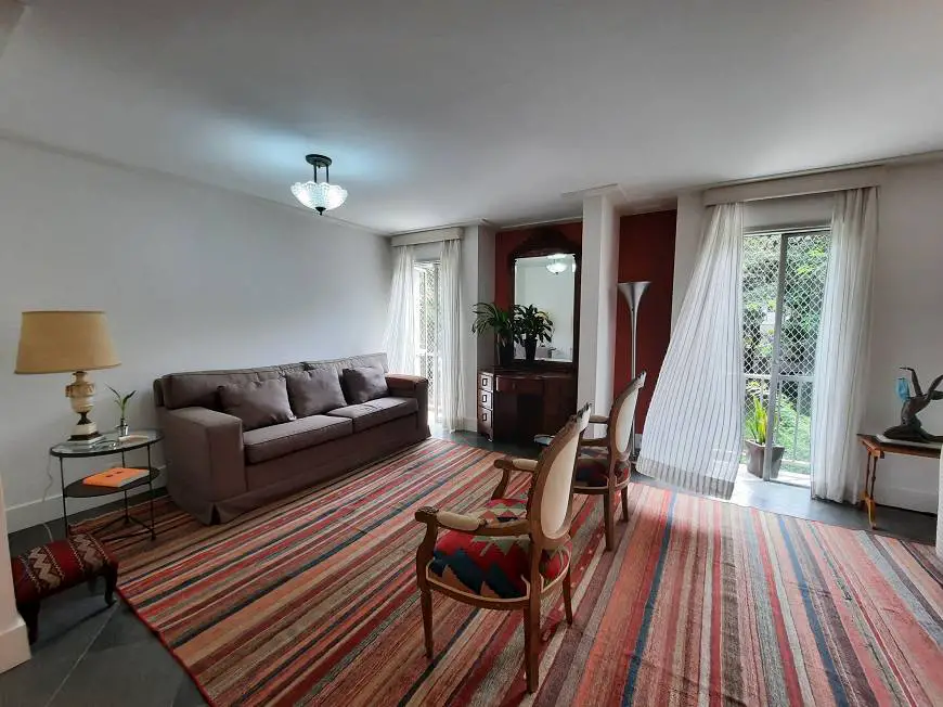 Foto 1 de Apartamento com 3 Quartos para alugar, 130m² em Alto de Pinheiros, São Paulo