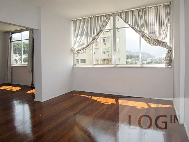 Foto 1 de Apartamento com 4 Quartos para alugar, 197m² em Leblon, Rio de Janeiro