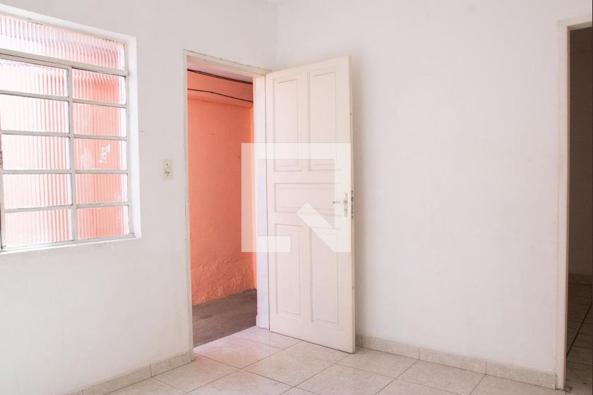 Foto 3 de Casa com 1 Quarto para alugar, 45m² em Vila Gustavo, São Paulo
