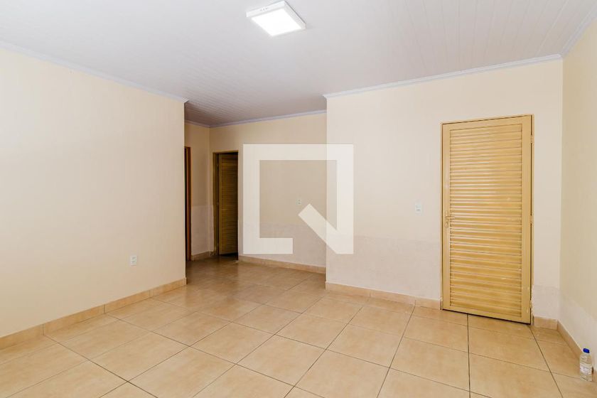 Foto 1 de Casa com 3 Quartos para alugar, 150m² em Setor Pedro Ludovico, Goiânia