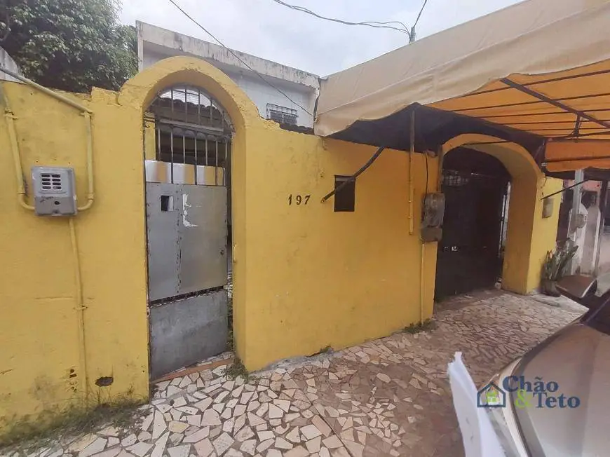 Foto 1 de Casa de Condomínio com 2 Quartos para alugar, 63m² em Sacramenta, Belém