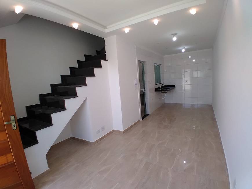 Foto 2 de Casa de Condomínio com 2 Quartos à venda, 65m² em Vila Ré, São Paulo