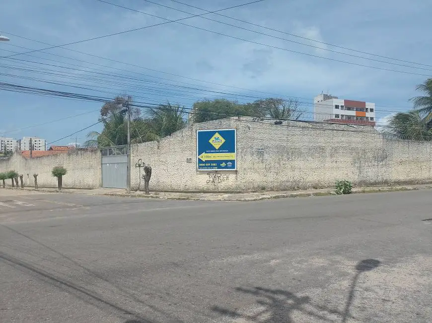 Foto 1 de Lote/Terreno à venda, 1993m² em Vicente Pinzon, Fortaleza