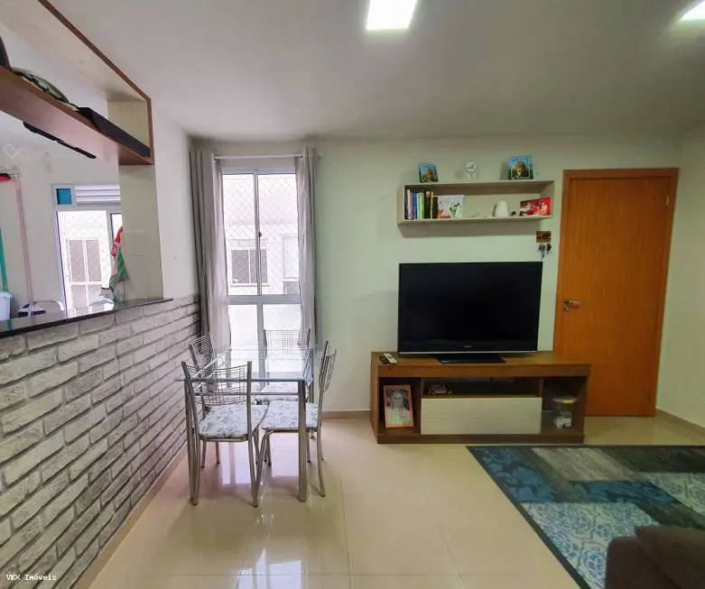 Foto 2 de Apartamento com 2 Quartos à venda, 38m² em Pinheirinho, Curitiba
