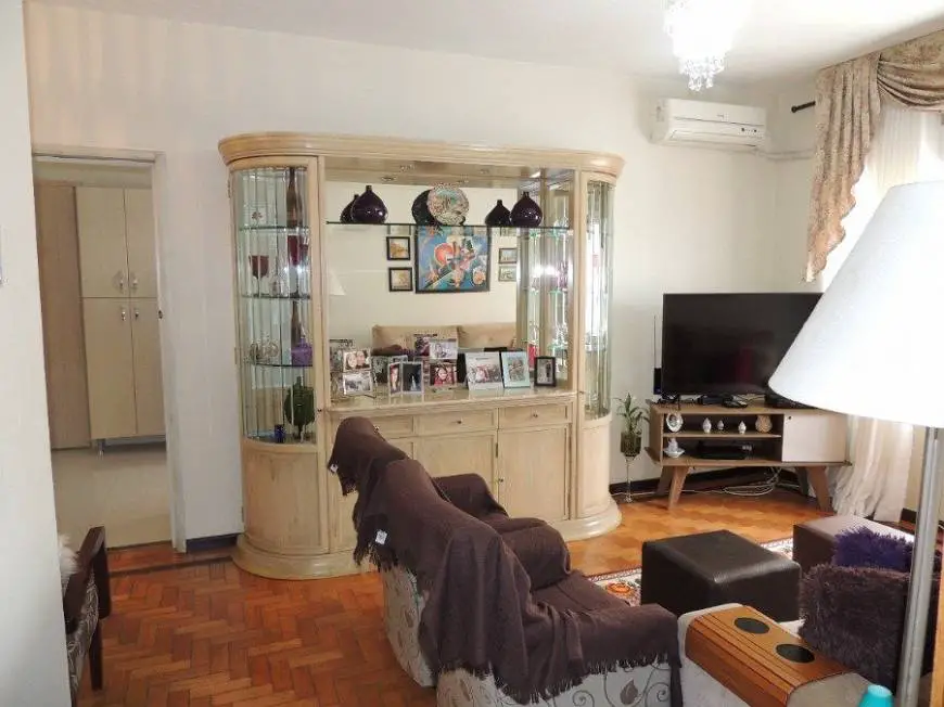 Foto 3 de Apartamento com 2 Quartos à venda, 82m² em Santa Cecília, Porto Alegre