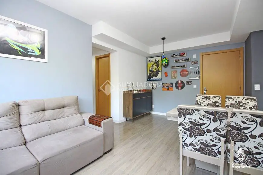 Foto 4 de Apartamento com 2 Quartos à venda, 60m² em Teresópolis, Porto Alegre