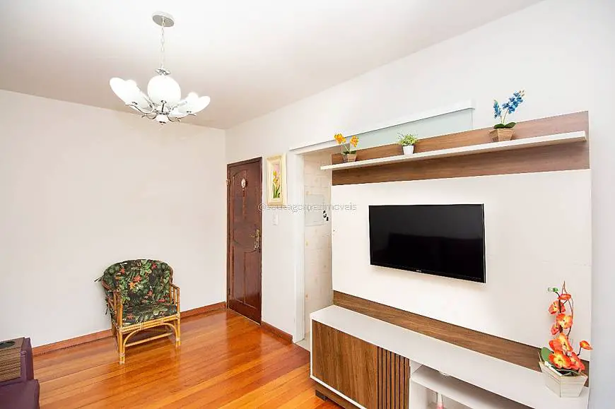 Foto 3 de Apartamento com 3 Quartos à venda, 121m² em Mariano Procópio, Juiz de Fora