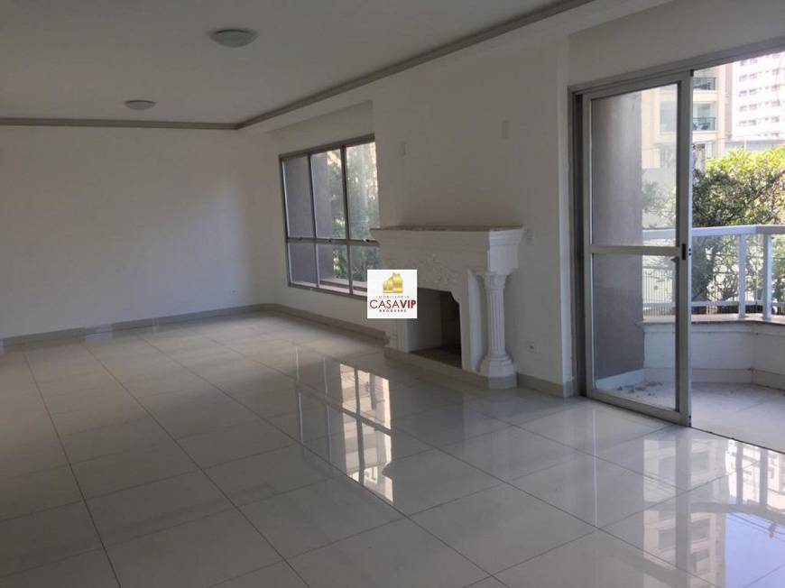 Foto 1 de Apartamento com 4 Quartos à venda, 195m² em Jardim Paulista, São Paulo