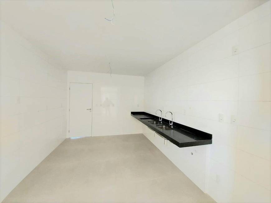 Foto 5 de Apartamento com 4 Quartos à venda, 260m² em Jardins, Aracaju