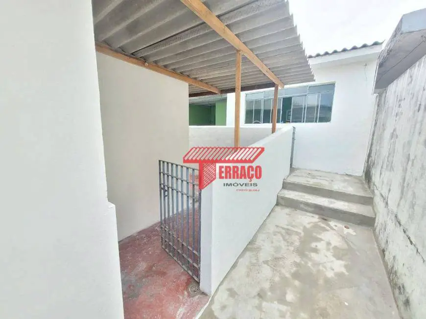 Foto 1 de Casa com 1 Quarto para alugar, 45m² em Vila Cecilia Maria, Santo André