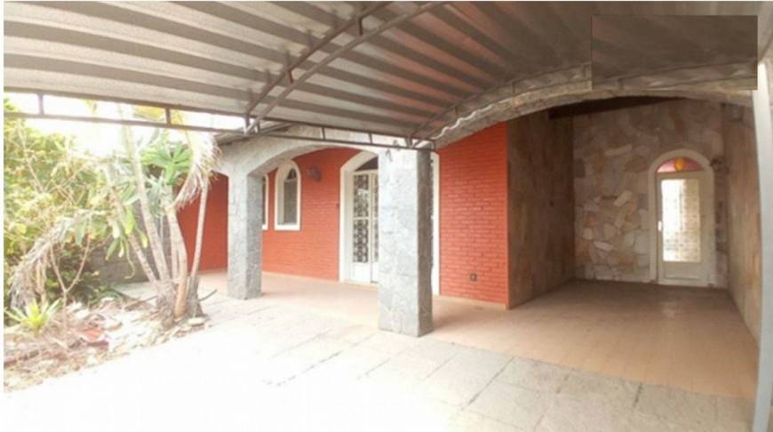 Foto 1 de Casa com 3 Quartos à venda, 220m² em Aroeira, Guaratinguetá