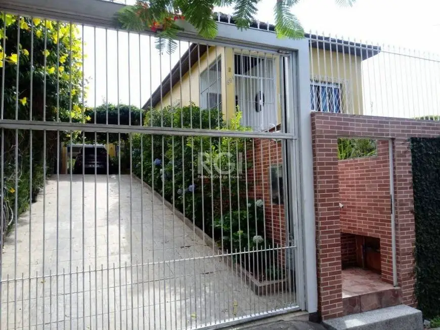 Foto 1 de Casa com 3 Quartos à venda, 164m² em Nonoai, Porto Alegre