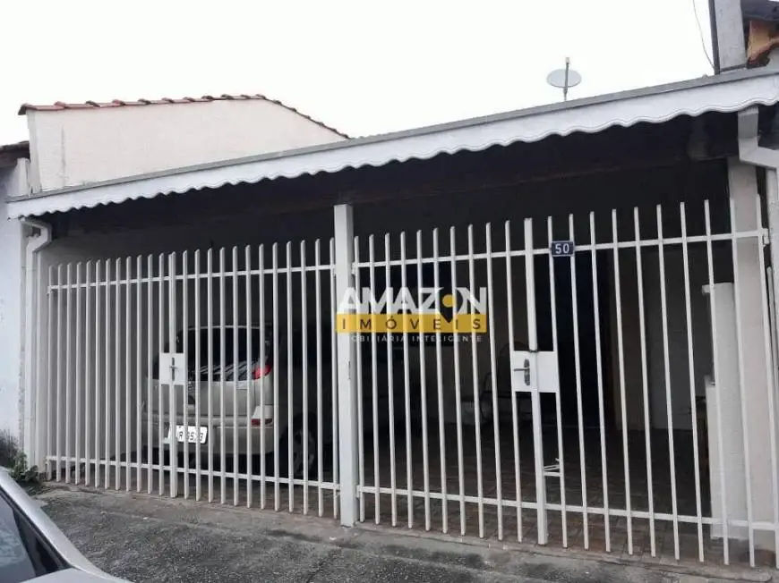 Foto 1 de Casa com 3 Quartos à venda, 150m² em Vila São José, Taubaté