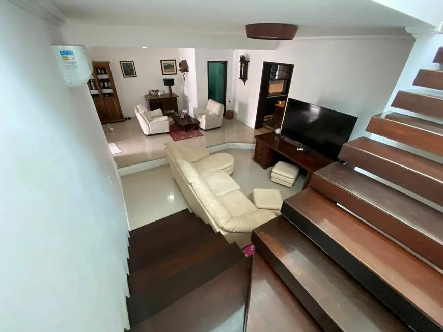 Foto 2 de Casa com 4 Quartos à venda, 231m² em Sao Joao, Itajaí