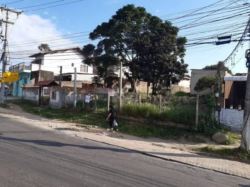 Foto 1 de Lote/Terreno à venda, 686m² em Lomba do Pinheiro, Porto Alegre