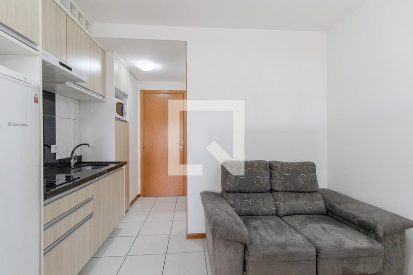 Foto 4 de Apartamento com 1 Quarto para alugar, 27m² em Centro, Curitiba