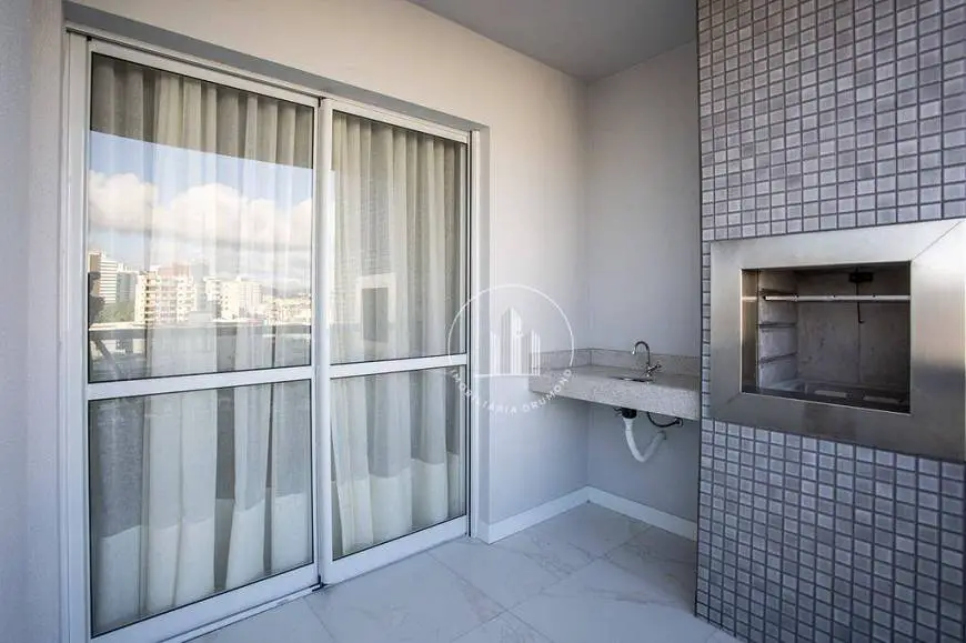 Foto 2 de Apartamento com 2 Quartos à venda, 68m² em Kobrasol, São José