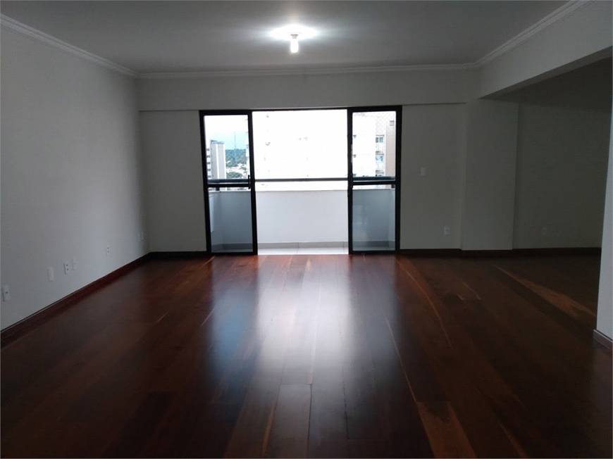 Foto 1 de Apartamento com 3 Quartos para venda ou aluguel, 158m² em Vila Mascote, São Paulo