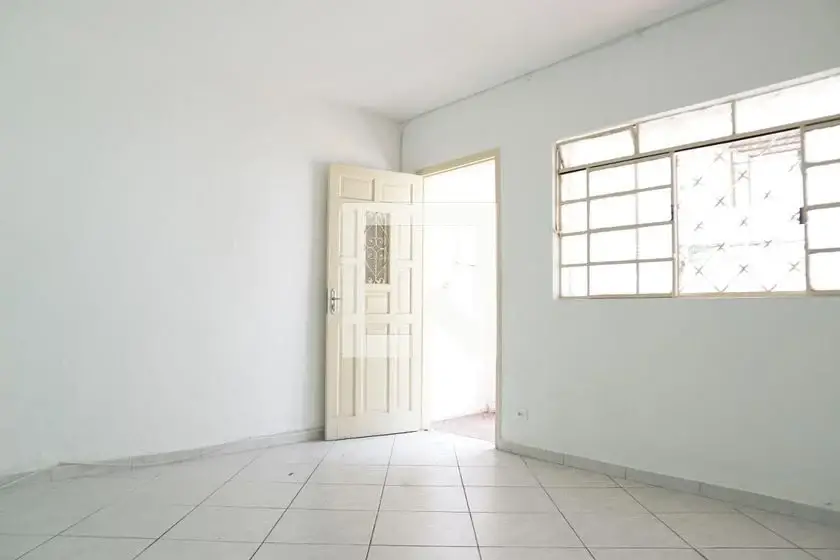 Foto 3 de Casa com 2 Quartos para alugar, 120m² em Água Fria, São Paulo