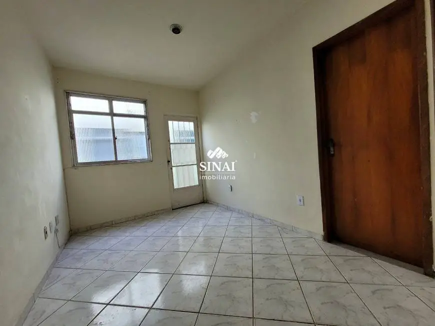 Foto 2 de Casa com 2 Quartos para alugar, 40m² em Vila da Penha, Rio de Janeiro