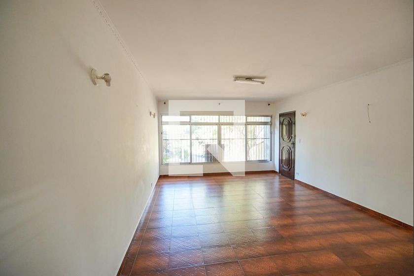 Foto 1 de Casa com 3 Quartos para alugar, 330m² em Jardim Anália Franco, São Paulo