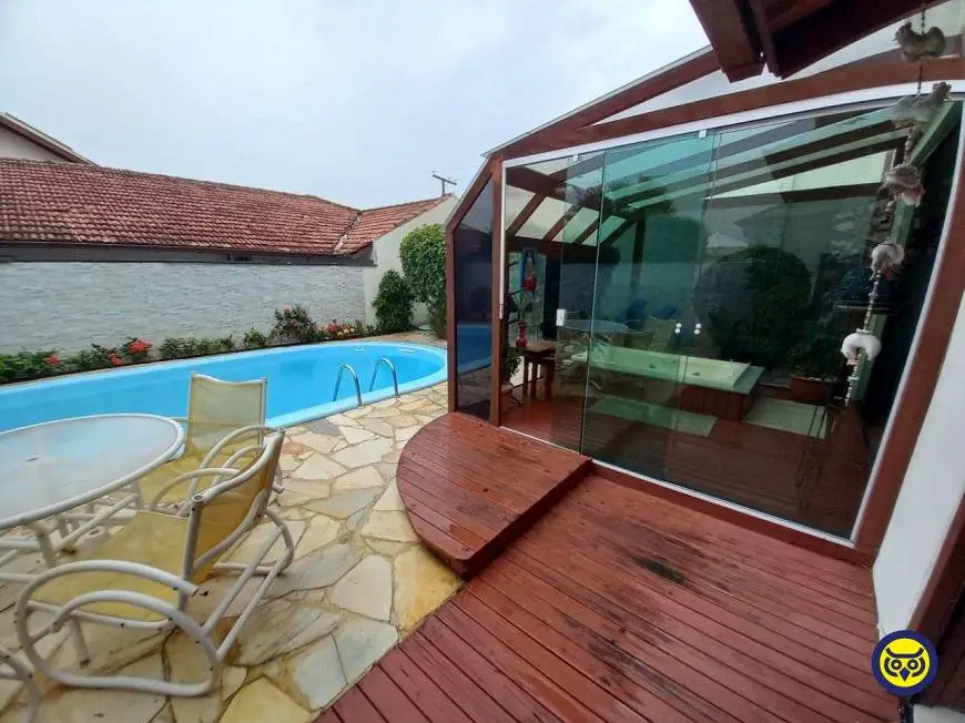 Foto 4 de Casa com 4 Quartos à venda, 250m² em Córrego Grande, Florianópolis