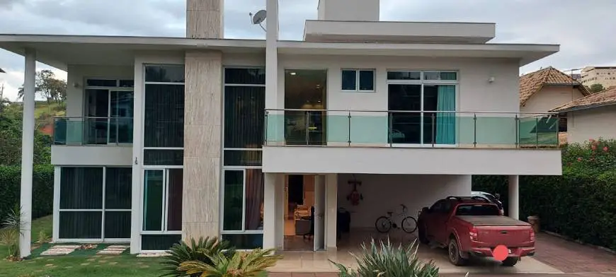 Foto 1 de Casa com 5 Quartos à venda, 527m² em Estância do Hibisco, Contagem