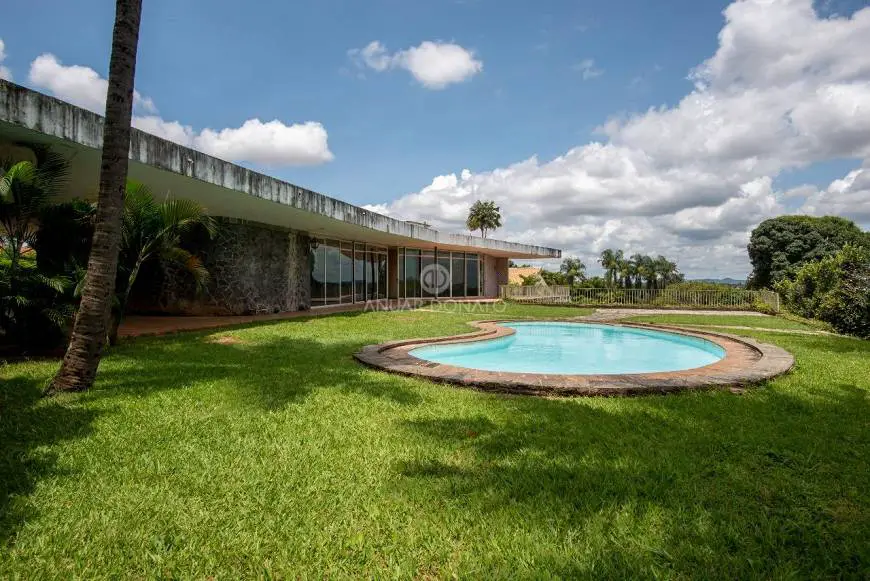 Foto 1 de Casa com 5 Quartos à venda, 1300m² em São Luíz, Belo Horizonte