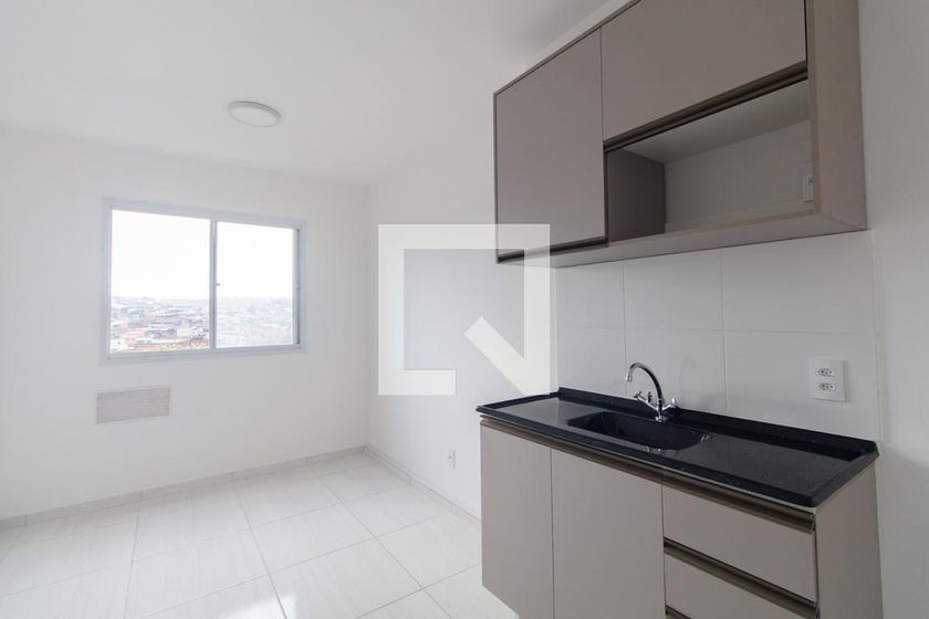 Foto 1 de Apartamento com 1 Quarto para alugar, 24m² em Cidade Satélite Santa Bárbara, São Paulo