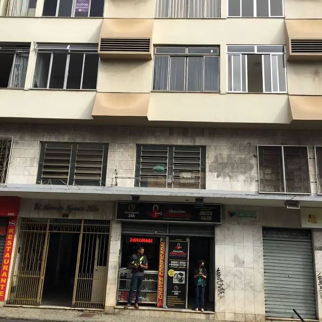 Foto 1 de Apartamento com 1 Quarto à venda, 32m² em São Mateus, Juiz de Fora