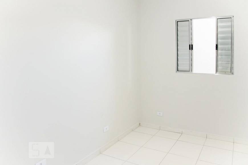 Foto 1 de Apartamento com 1 Quarto para alugar, 24m² em Sapopemba, São Paulo