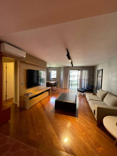 Foto 1 de Apartamento com 2 Quartos à venda, 120m² em Vila Uberabinha, São Paulo