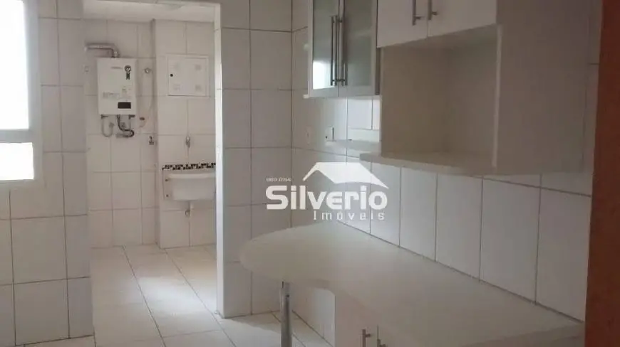 Foto 3 de Apartamento com 3 Quartos à venda, 95m² em Jardim Estoril, São José dos Campos