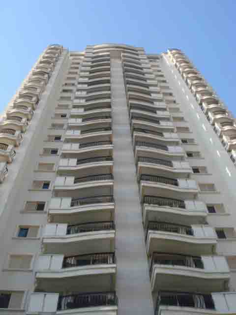Foto 1 de Apartamento com 3 Quartos para venda ou aluguel, 100m² em Moema, São Paulo