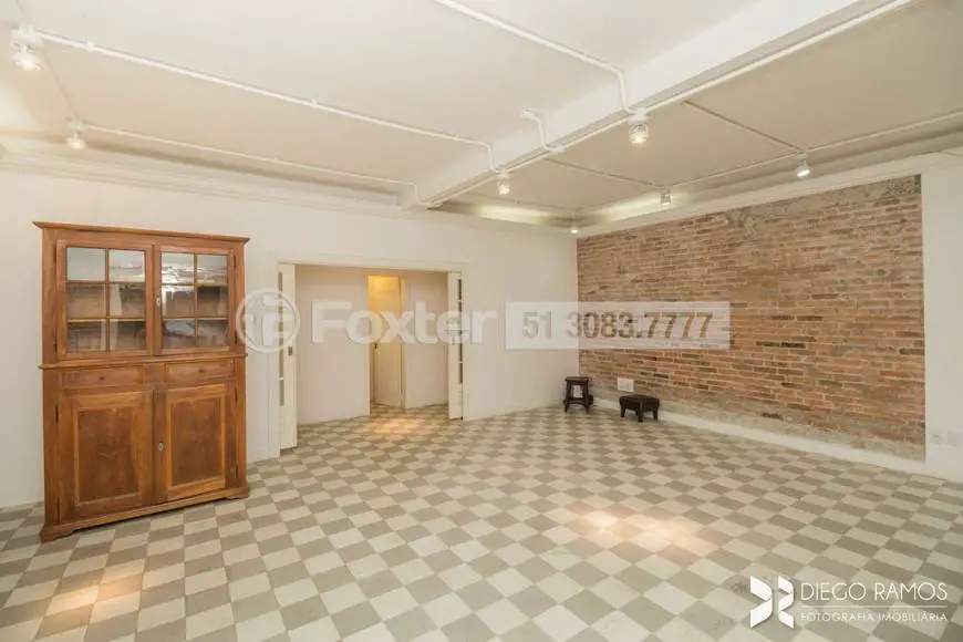 Foto 4 de Apartamento com 3 Quartos à venda, 220m² em Moinhos de Vento, Porto Alegre