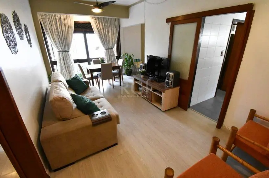 Foto 1 de Apartamento com 3 Quartos à venda, 76m² em Praia de Belas, Porto Alegre