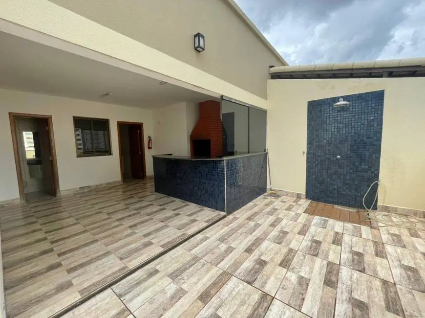 Foto 1 de Apartamento com 4 Quartos à venda, 202m² em Santa Mônica, Uberlândia
