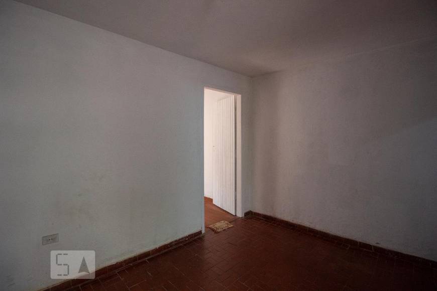 Foto 5 de Casa com 1 Quarto para alugar, 80m² em Jaguaré, São Paulo