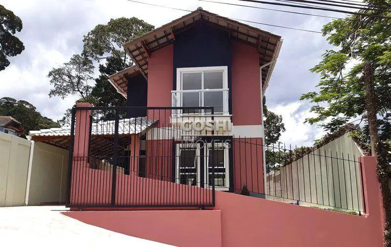 Foto 1 de Casa com 3 Quartos à venda, 160m² em Iúcas, Teresópolis