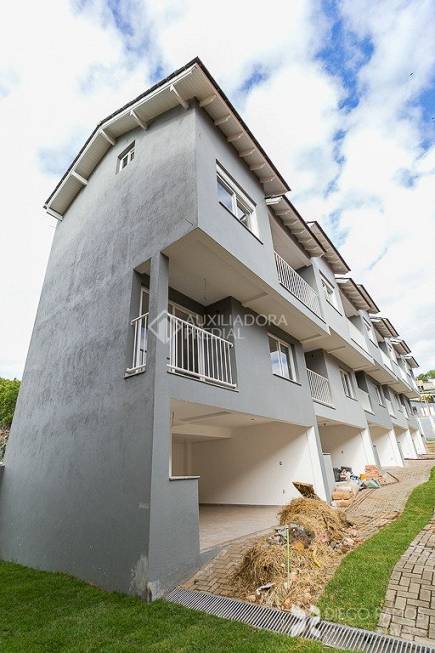 Foto 1 de Casa de Condomínio com 3 Quartos à venda, 123m² em Tristeza, Porto Alegre