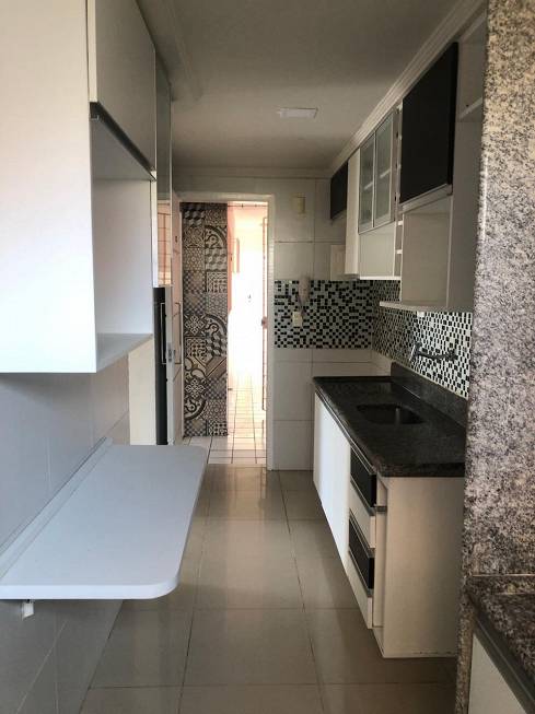 Foto 3 de Apartamento com 2 Quartos à venda, 70m² em Jardim Atlântico, Olinda