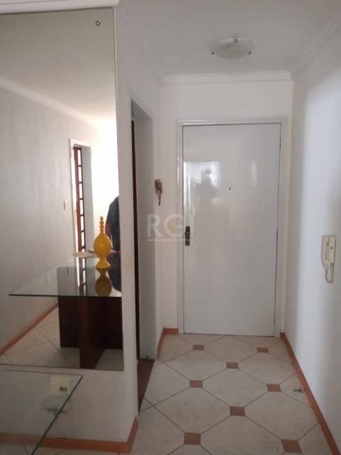 Foto 4 de Apartamento com 2 Quartos à venda, 64m² em Nonoai, Porto Alegre
